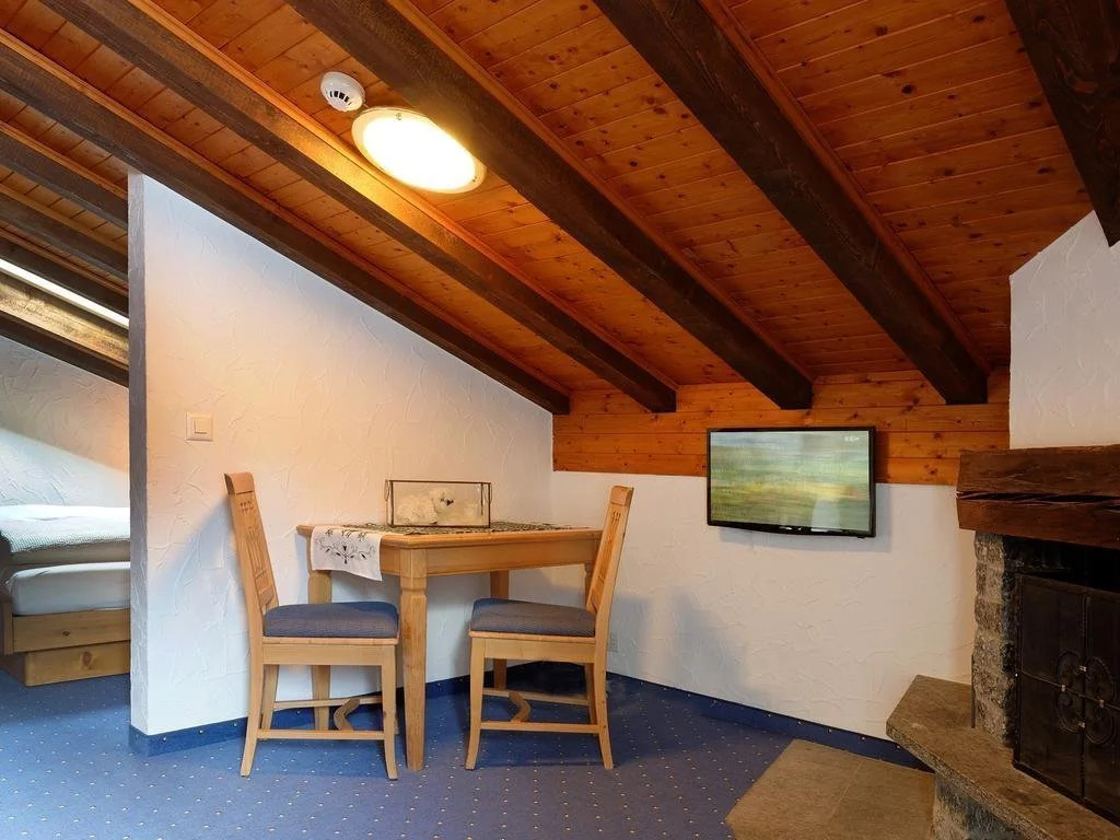 Summer Vacation Motel Mingcheng