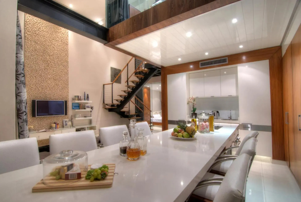 Quayside Waterfront Apartment
