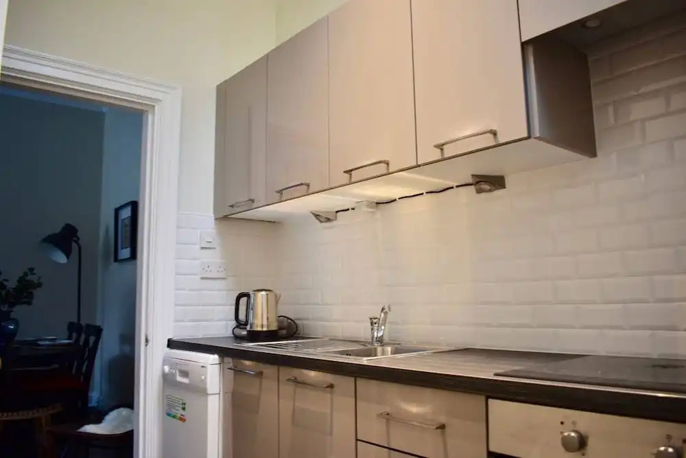 Newly Refurbished 2 Bedroom Townhouse in Dublin 4