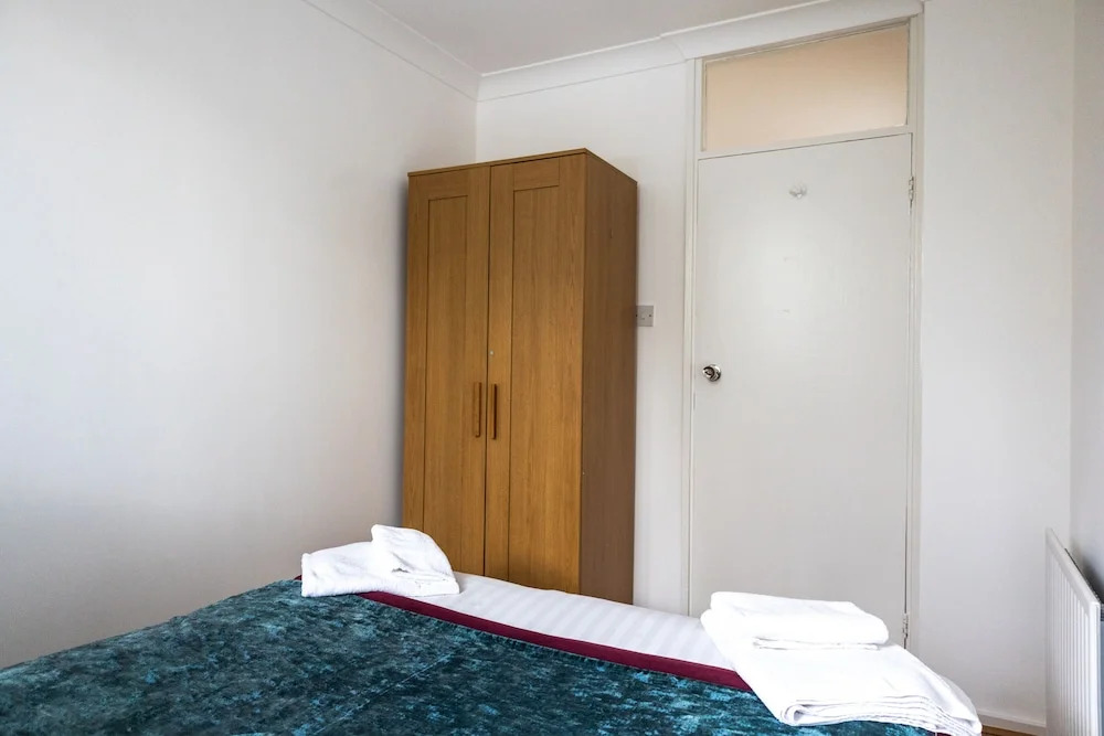 Regent's Park, Sleeps 8, Pet Friendly & Garden
