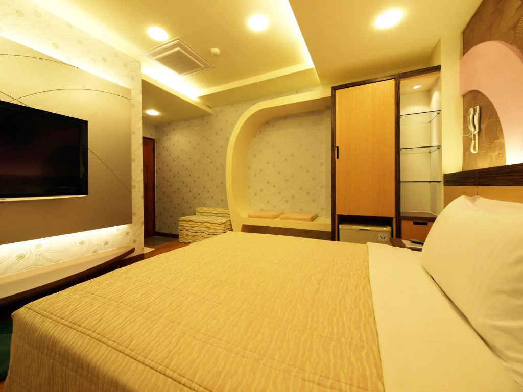 Ibiza Inn Kenting II