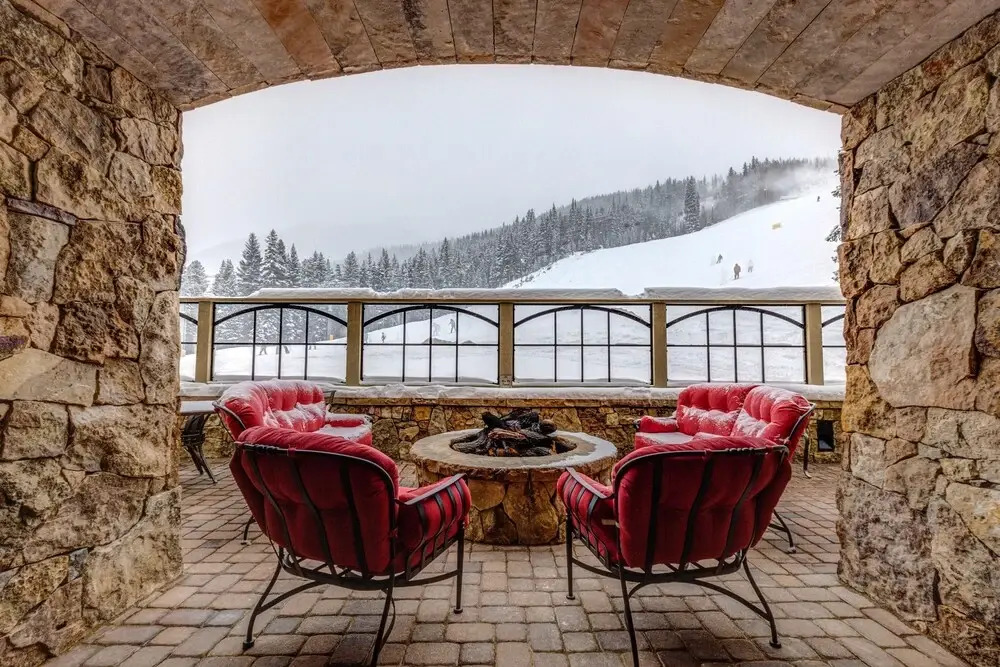 Lone Eagle by Summit County Mountain Retreats