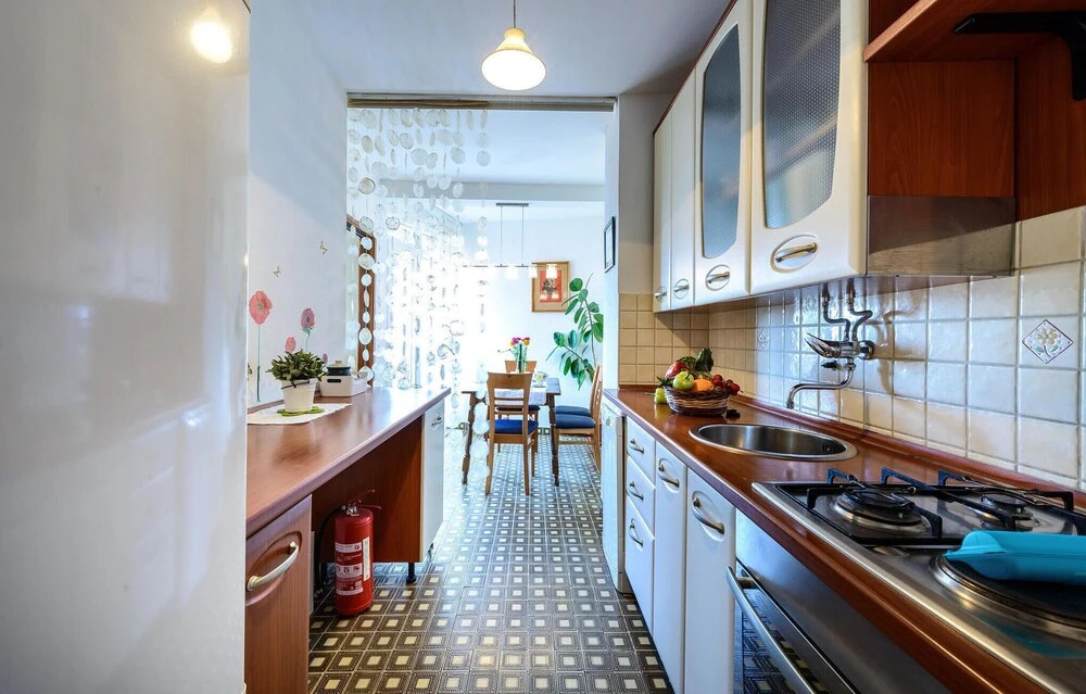 Amazing Apartment in Dubrovnik With Wifi and 2 Bedrooms