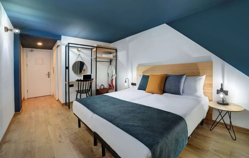 Гостиница The Central House Istanbul Galata