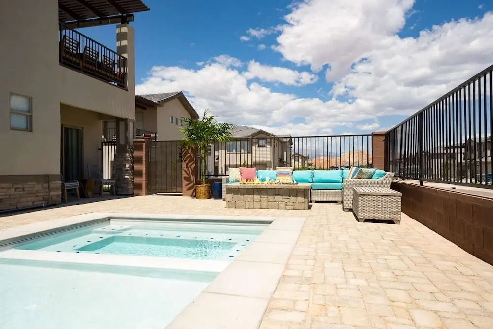 Desert Sky 7 Bedroom Townhouse
