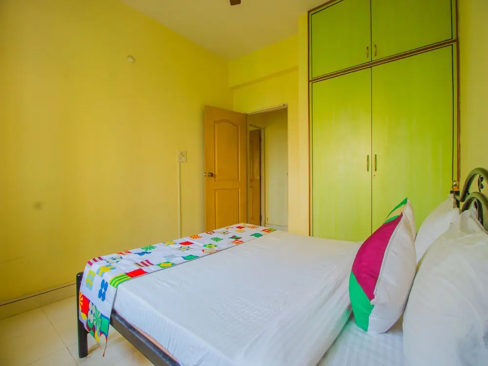 OYO 12390 Home Peaceful 2BHK Near Airport