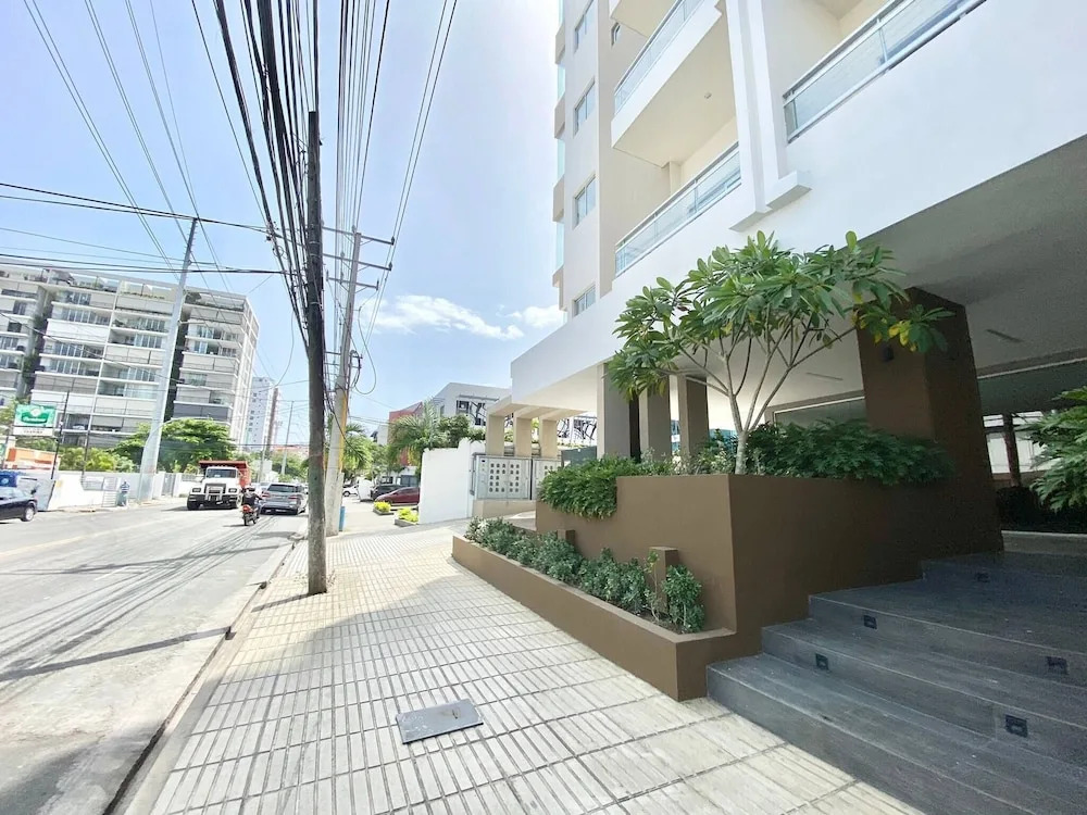 luxury 1br , Pool, Gym, Close Agora Mall