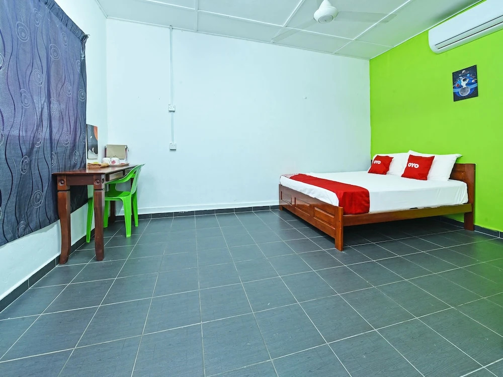 OYO 90315 Chalet Pantai Rantau Panjang