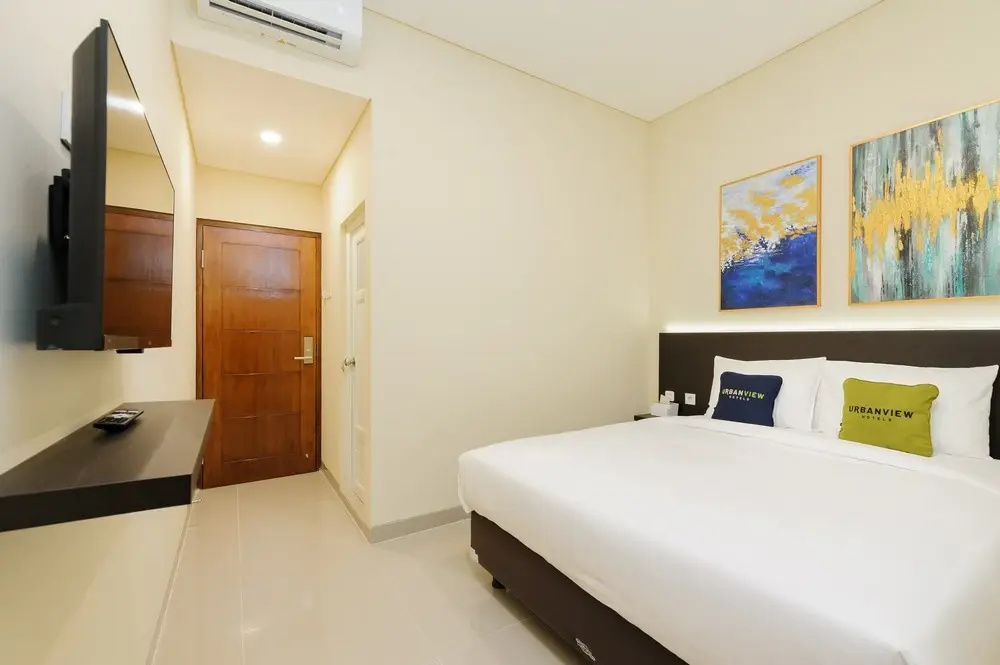Urbanview Hotel Vineyard Inn