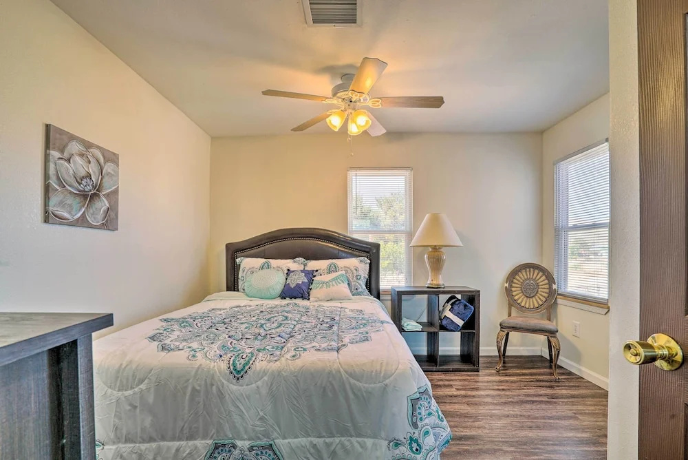 Pet-friendly Sierra Blanca Home in Downtown!