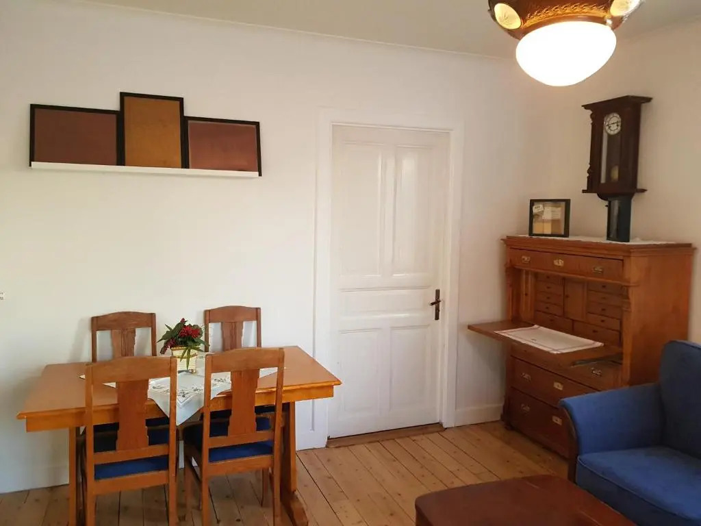Snickaren Vandrarhem i Grästorp - Egen Lägenhet - Own apartments