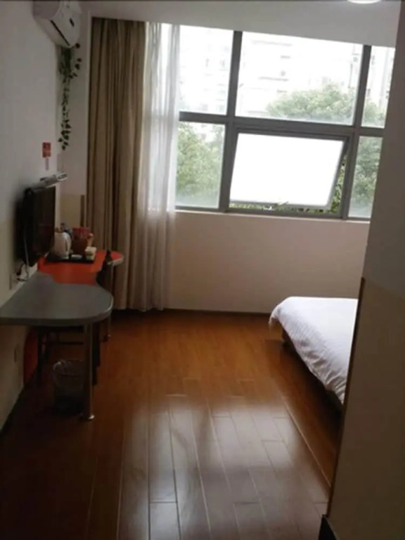Motel 168 Hotel