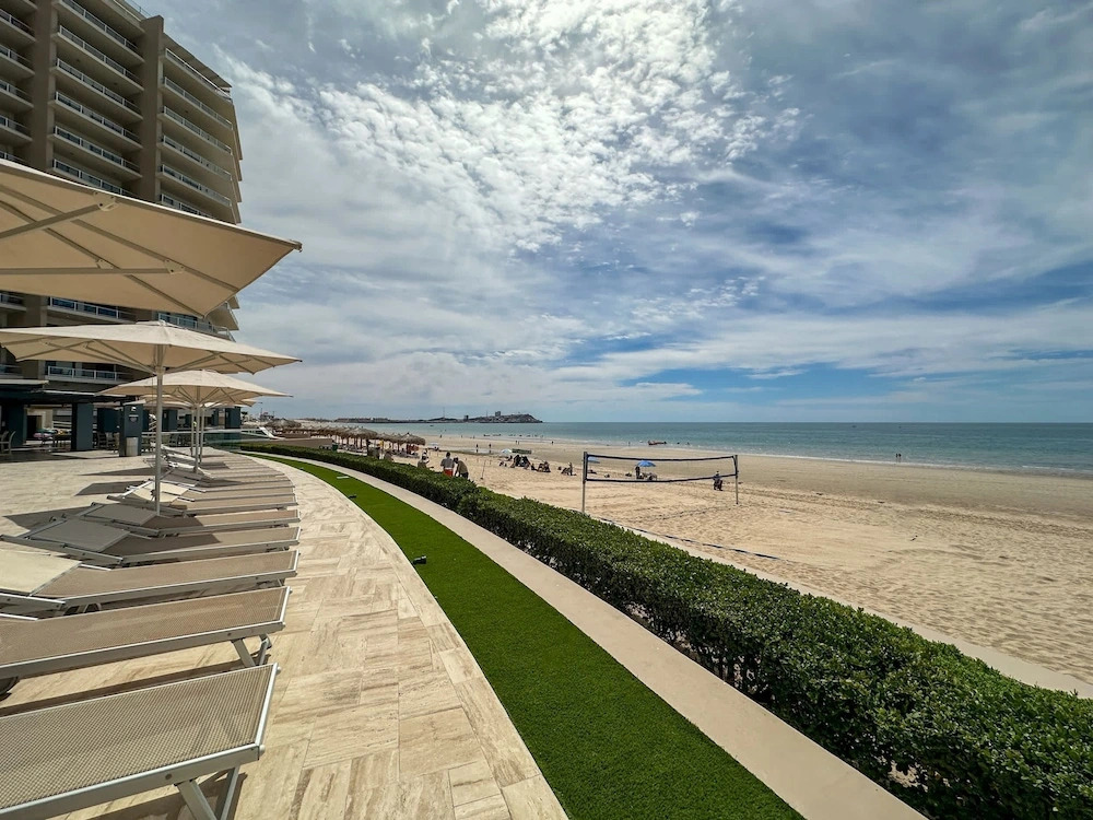 3BR Gem at Sandy Beach Area