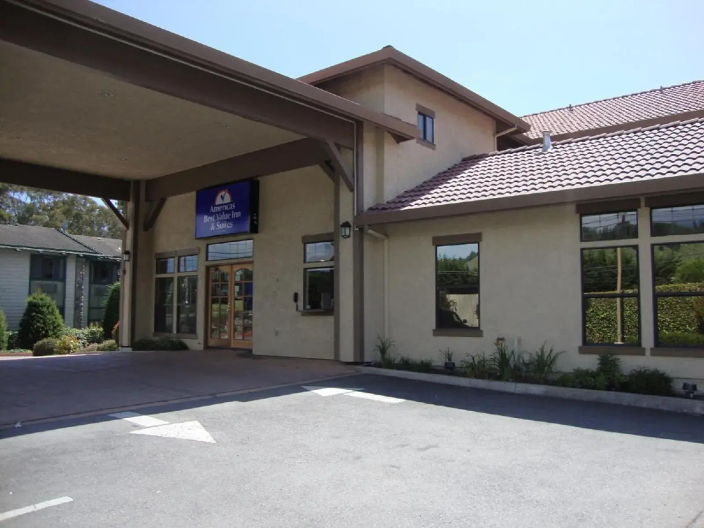 The Miramar Inn