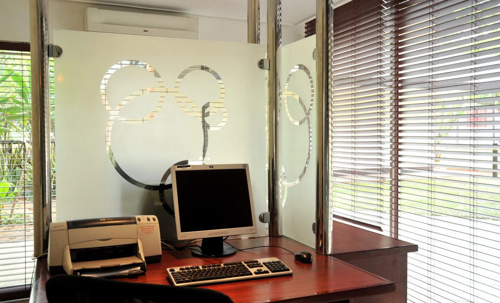 Cresta Thapama Hotel