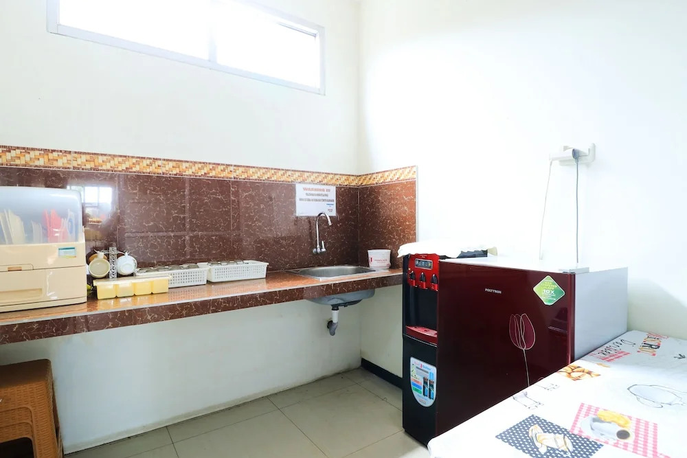 Raudah Guest House Samarinda