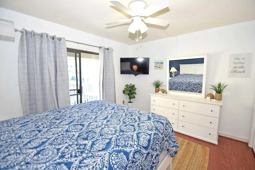 Sea Mark 308 1 Bedroom Condo by RedAwning