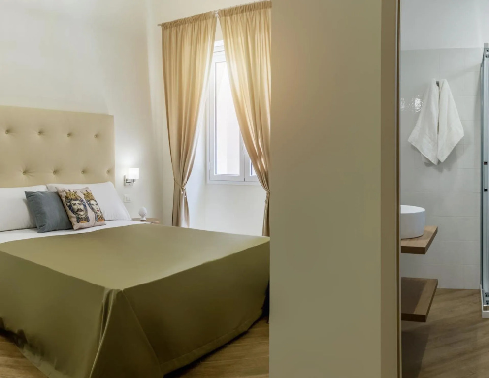 Kèramos Luxury Rooms
