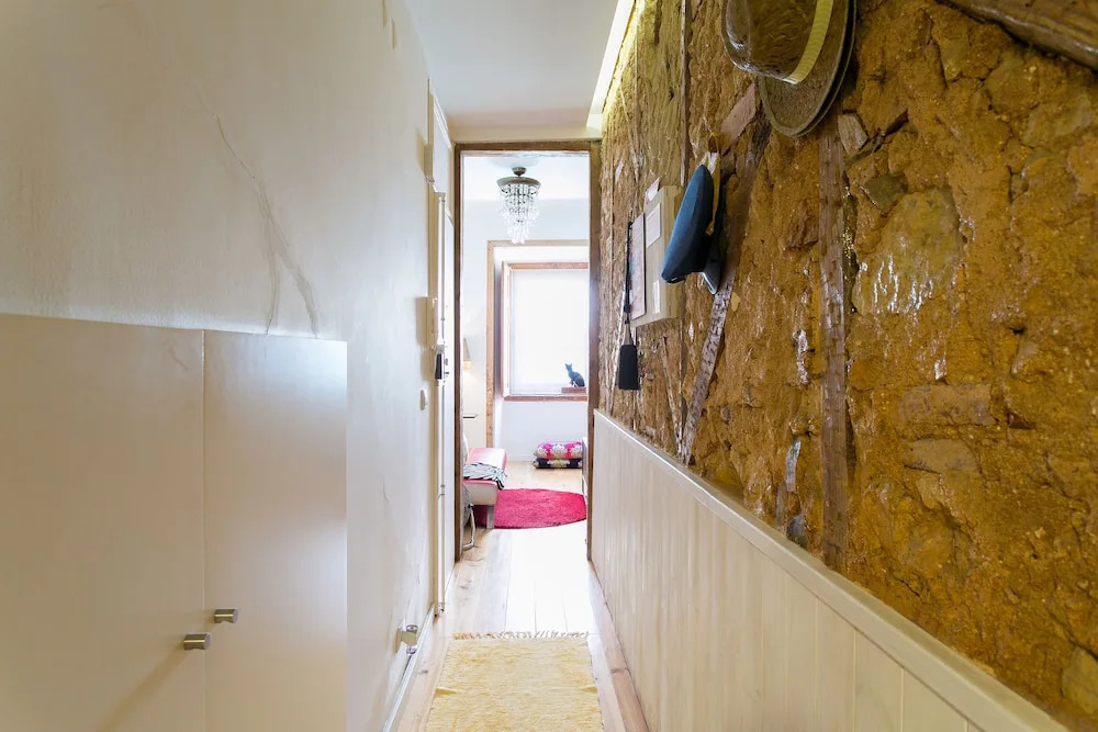 Bica Elevator Apartment Rentexperience