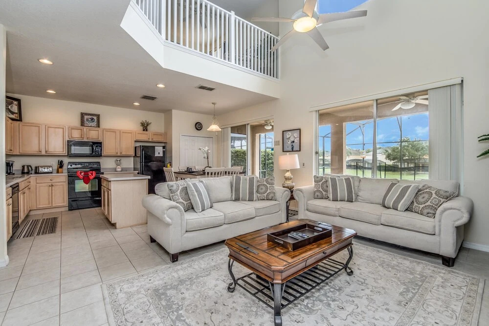 2615 Emerald Island