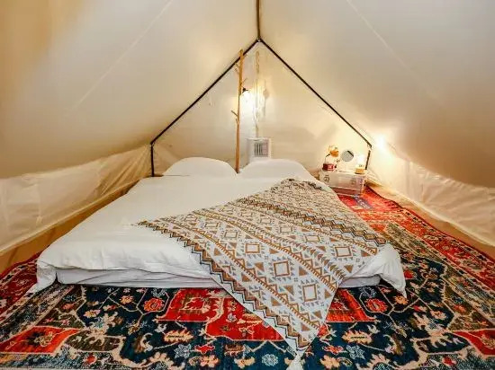 Hi King  Film Glamping