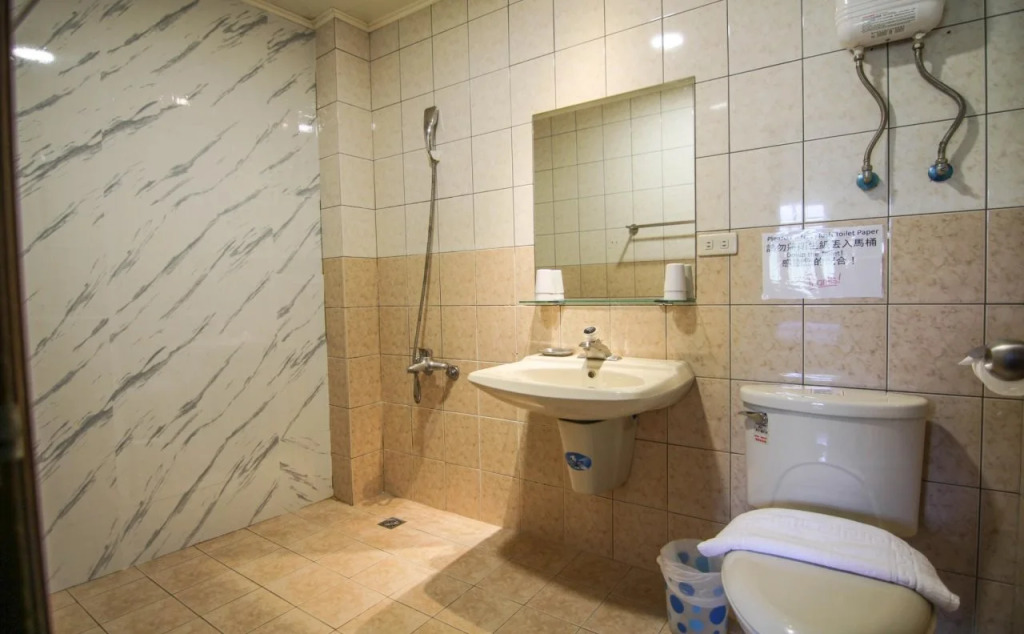 Sun Moon Lake Loft Inn