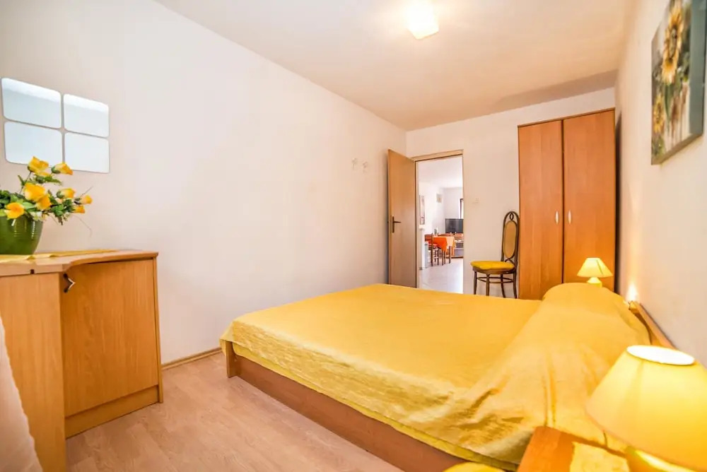 Apartments Mandić