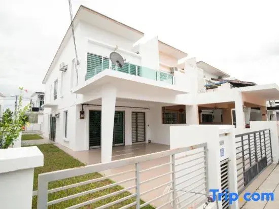 Seremban Spacious Sweet Home 15-19paxs