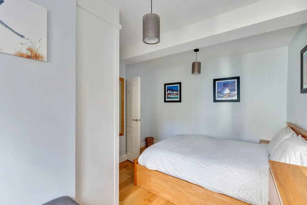 Fantastic 1BD Flat With Garden Central Kingston