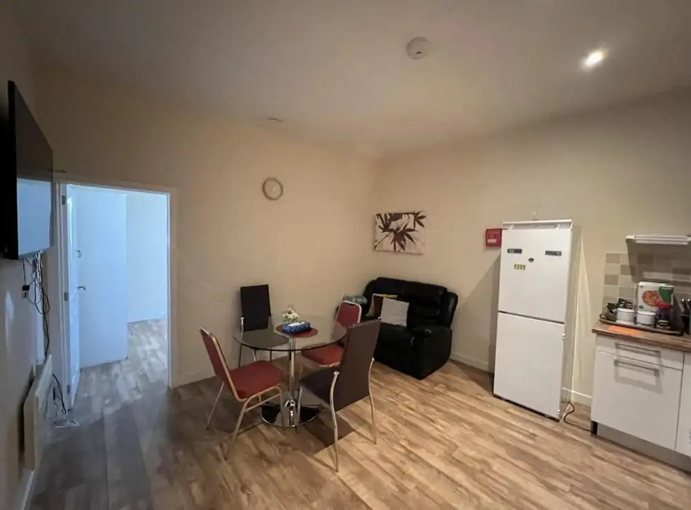 Aberdeen Stay Central 2-bedrooms Apt-no Party