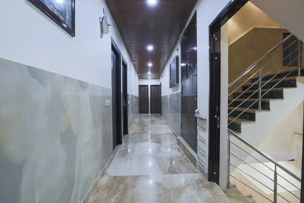Hotel Sweet Home DX I Nearby New Delhi Railway Station