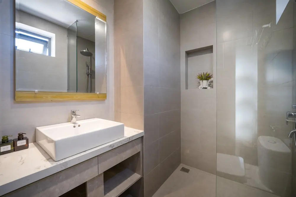Nancy Hotel & Apartment
