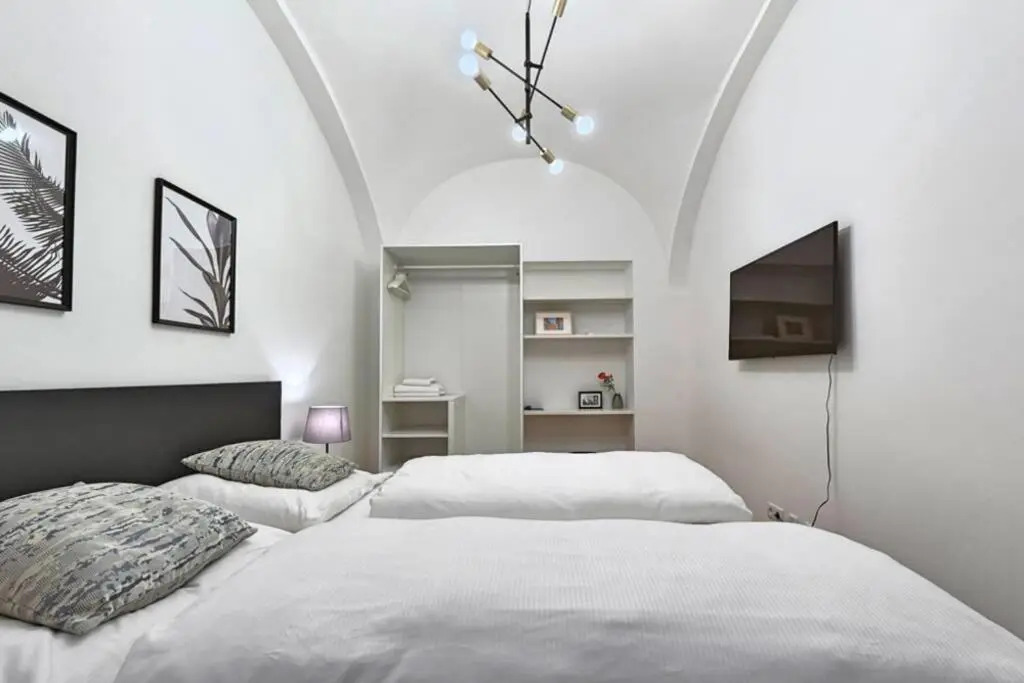 Vienne City Apartment Crown 6