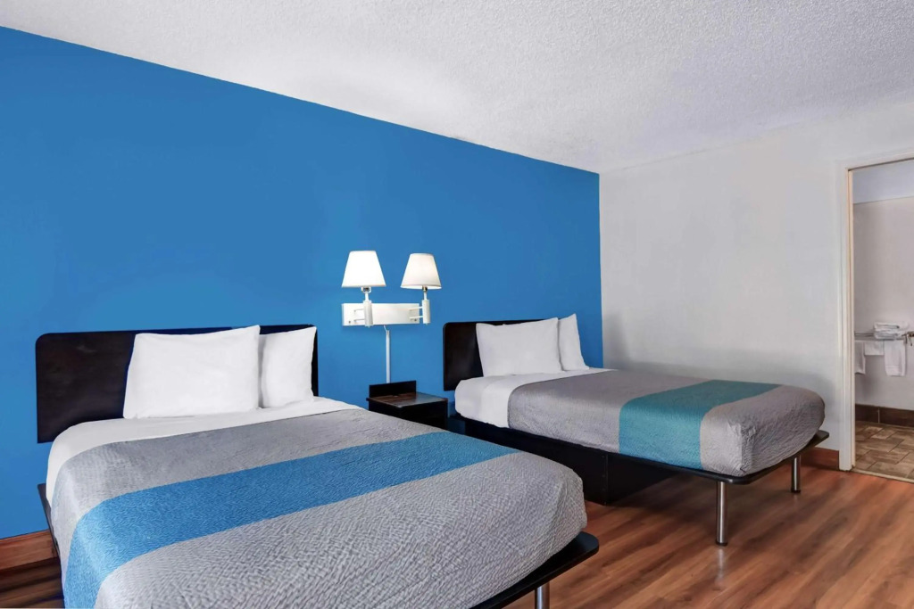Motel 6 Atlanta GA