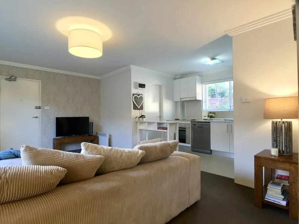 Sydney Coastal Comfort