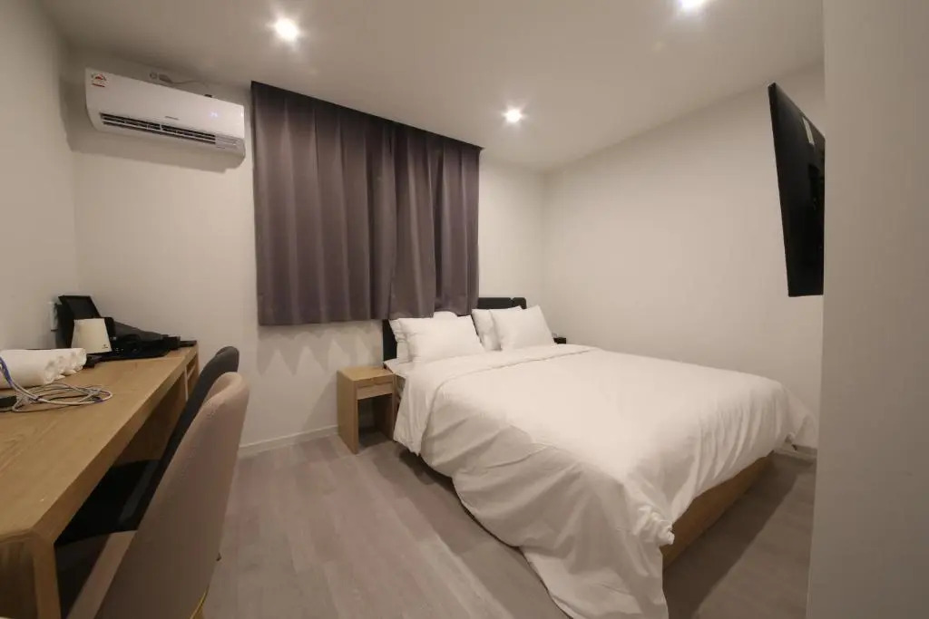 Sloth Hotel Busan Seomyeon