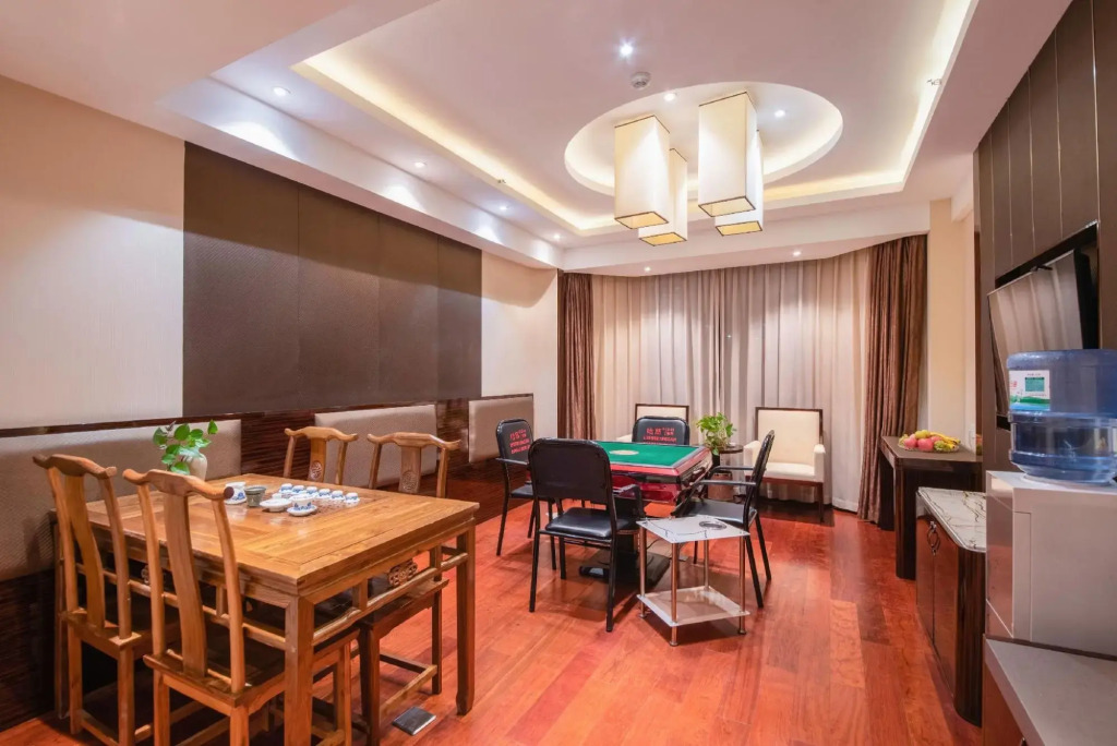 Ying Rong Hotel