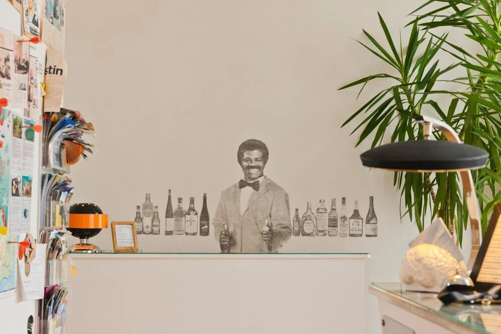 Living Lounge Hostel
