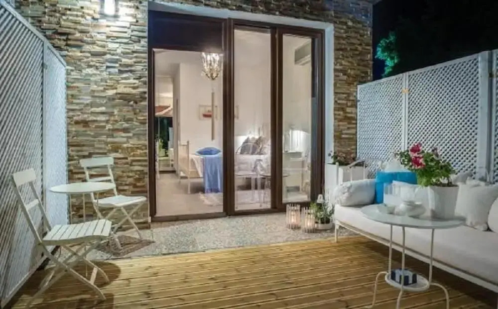 Guru Boutique Suites - Adults Only