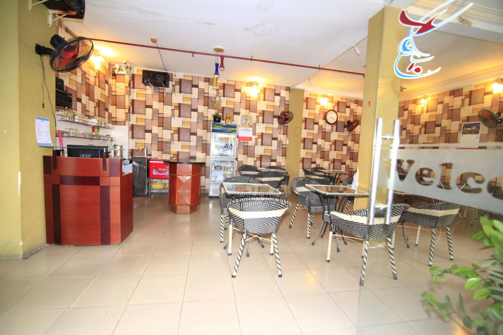 Truong Giang Hotel