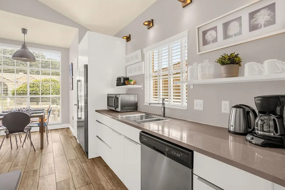 Spacious Home W Garden Bbq And Games At Golf Club