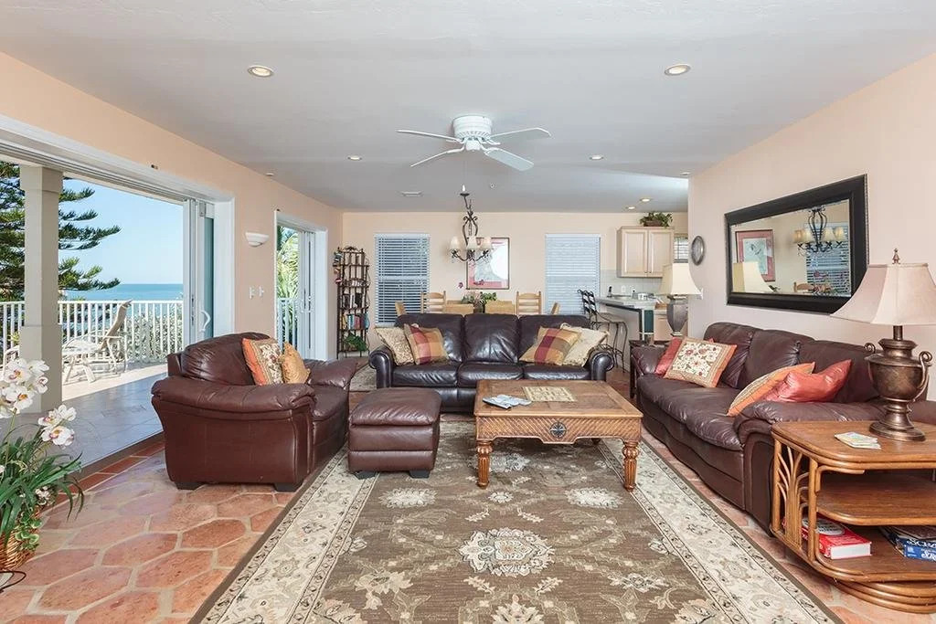 Brightmore Gulf Front 5 Br home by RedAwning