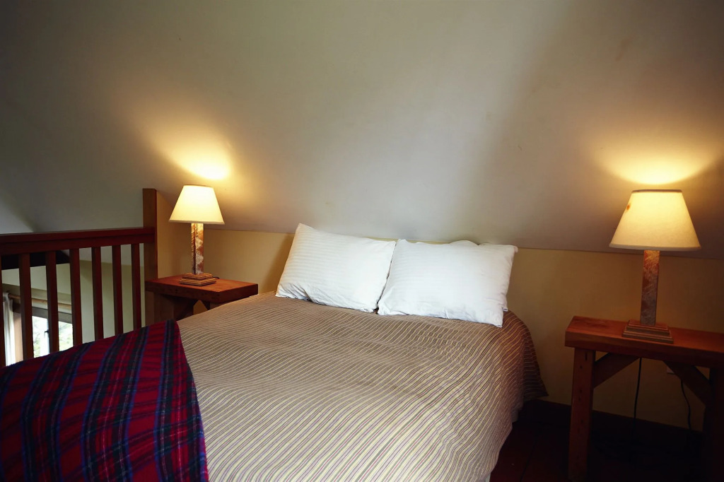Middle Beach Lodge