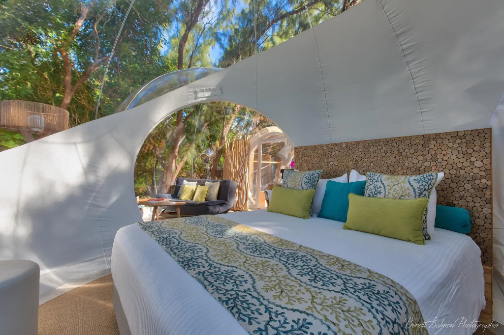 Bubble Lodge Ile aux Cerfs Island