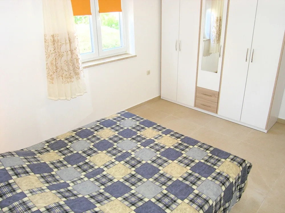 Apartment Goran