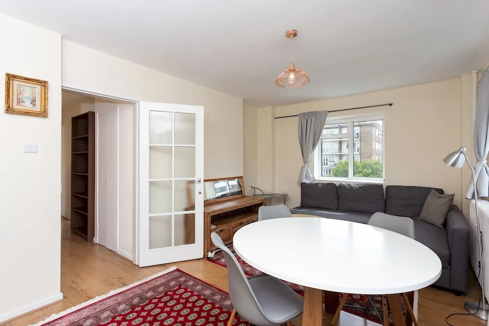 3 Bedroom Apartment In St Johns Wood