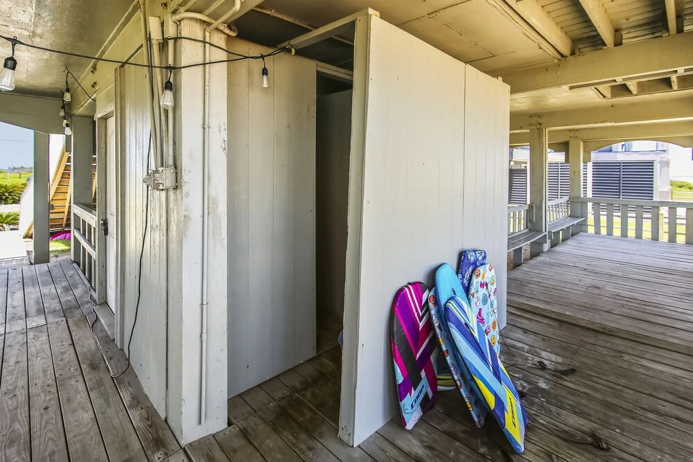 Kahala 11835 - 6 Br Home