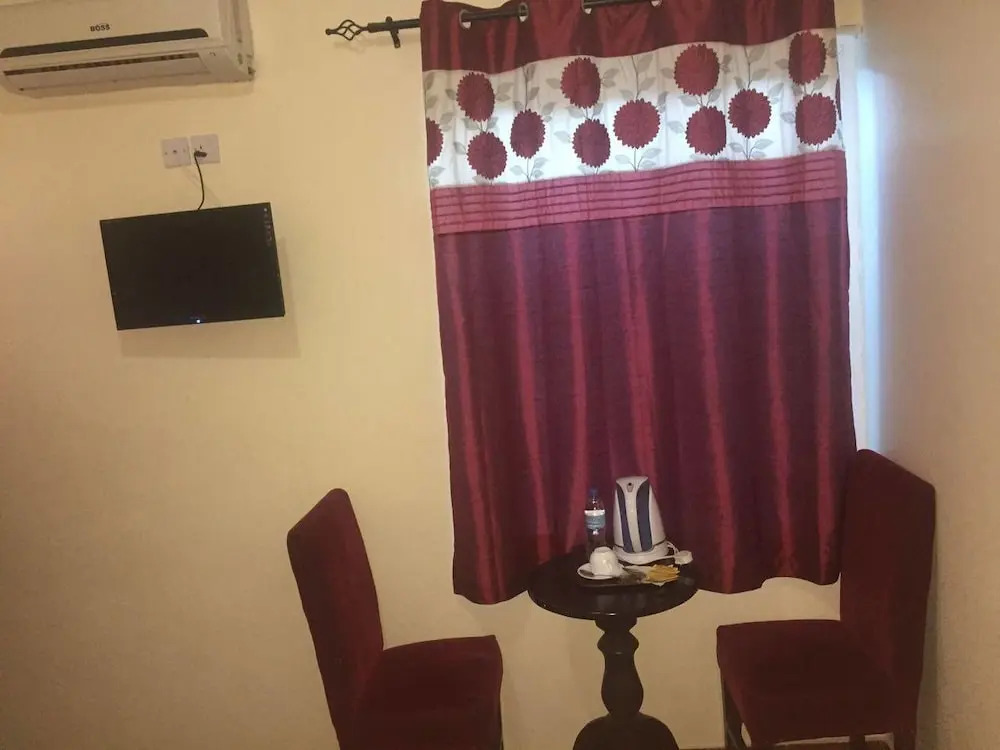 KAYS LODGE