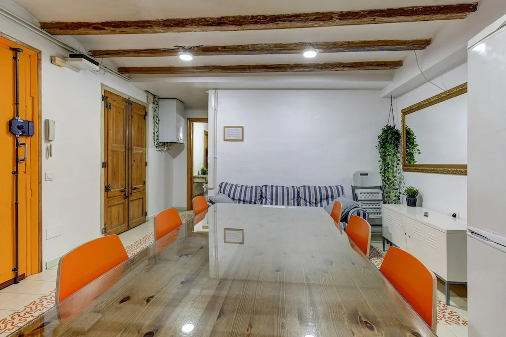 9 pax las Ramblas, Montserrat (Barcelona)