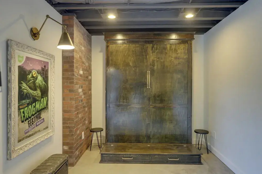Unique Studio on Obanyon Creek in Dtwn Loveland!